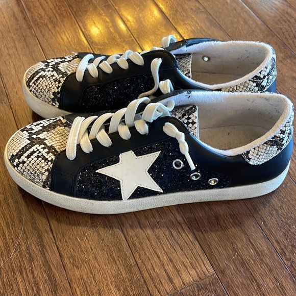 Kellparker Polly Snakeskin Emo Star & Glitter Chunky Y2K Sneakers: 8 Black/White - Picture 3 of 5